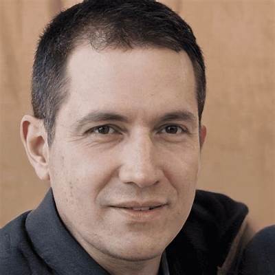 A Comprehensive Analysis of Zeus and Hades: Who Would Defeat the Other in Combat?